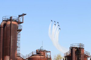Blue Angels fly over at Gasworks Park