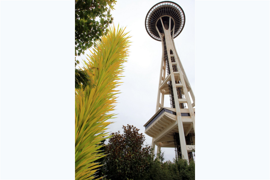 Chihuly Gardens.