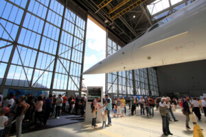 Concorde and crowds