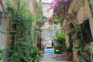 Taormina sidestreet